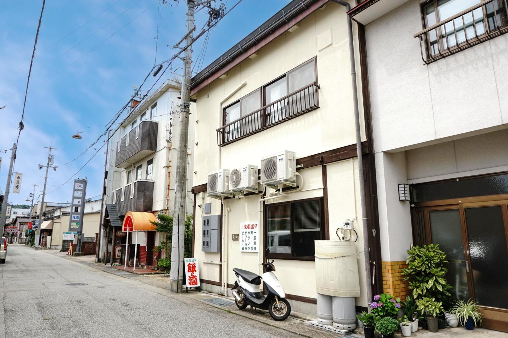 Oyado Haluball Takayama  Exterior foto